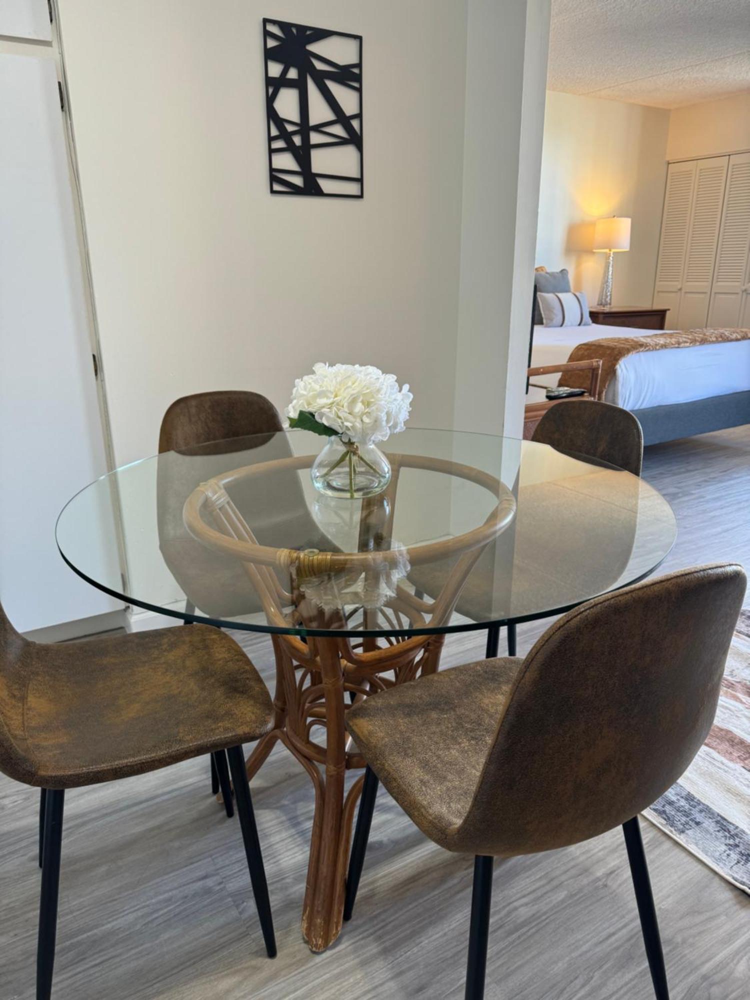 1414- Heart Of Waikiki With Kitchen - Free Parking - City View 檀香山 外观 照片